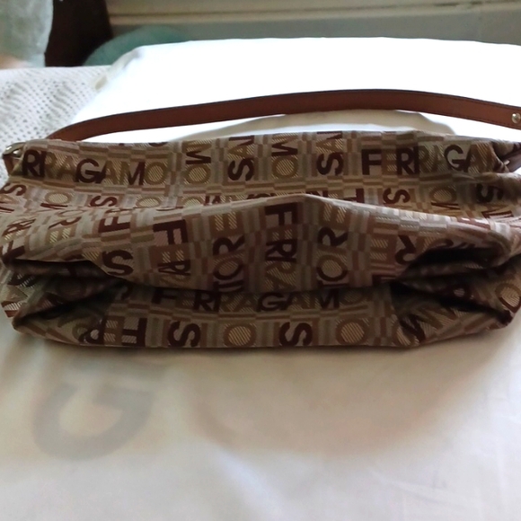 Salvatore Ferragamo Vintage Signature Print Canvas Mini Shoulder Bag - Picture 7 of 7